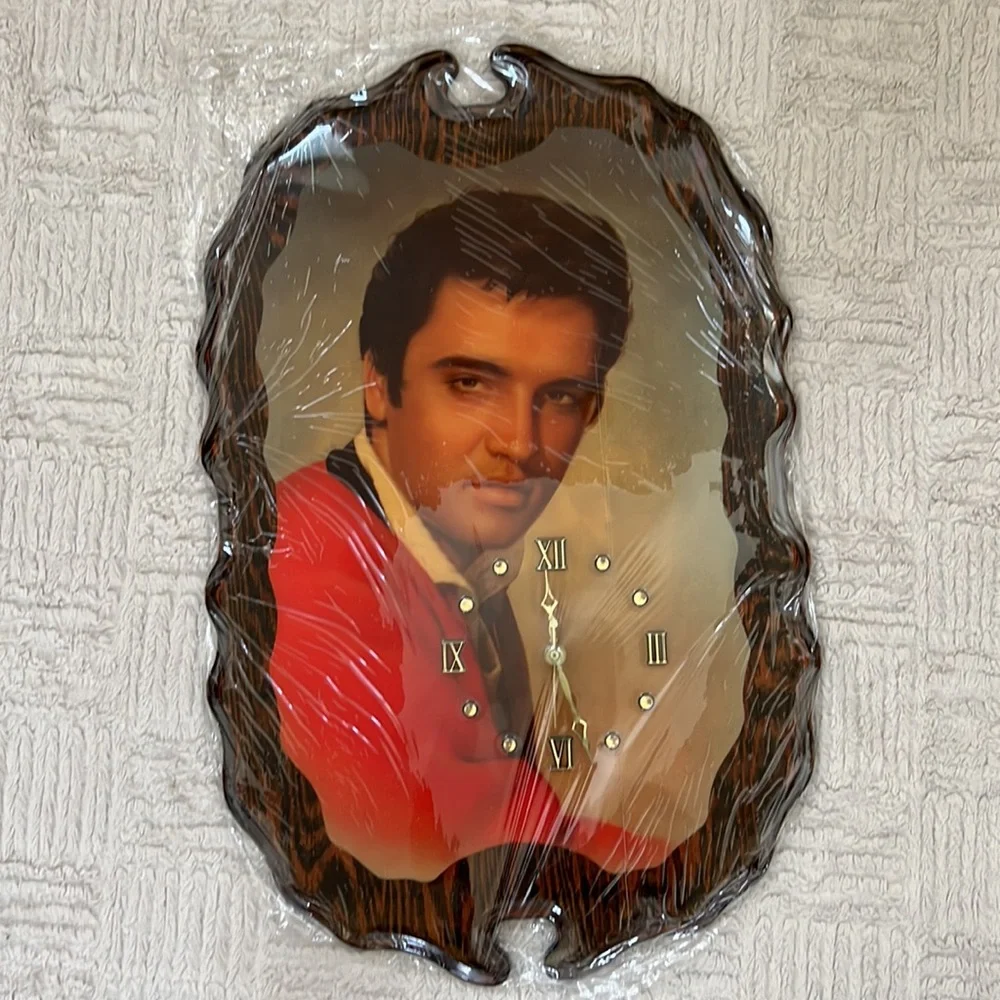 Vintage 70's Elvis Presley wood decoupage wall clock art